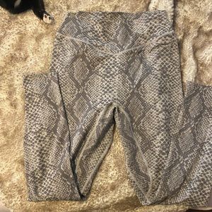 Balance Athletica Boa leggings